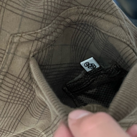 Rare vintage Lululemon plaid zip-up hoodie - Picture 10 of 16